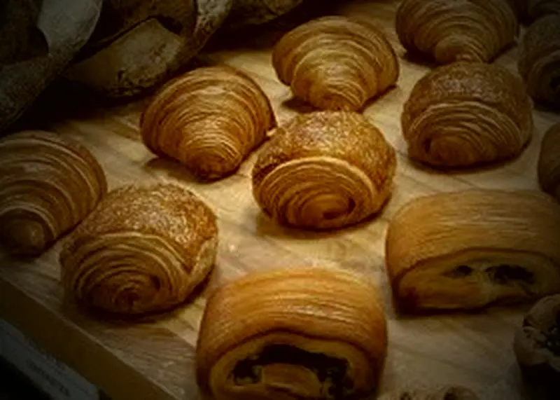 Un croissant au beurre
